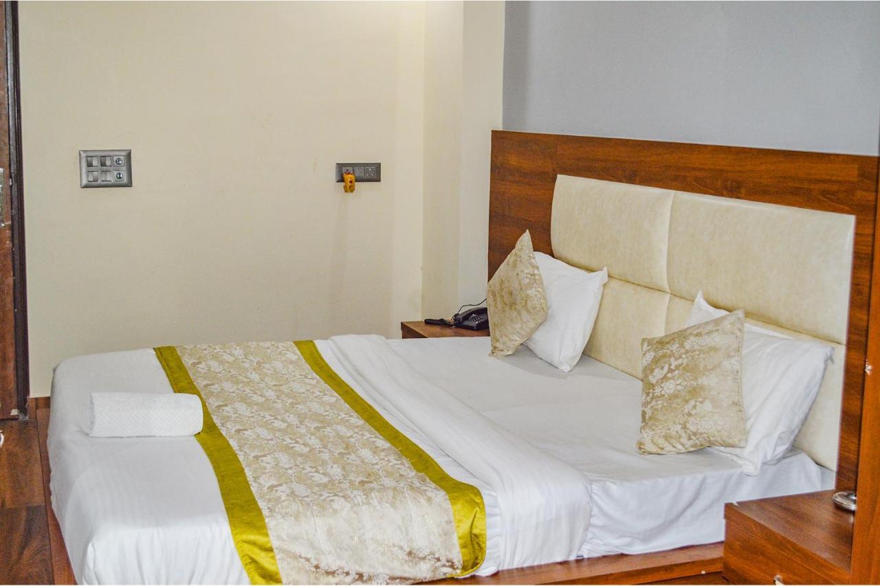 Fabhotel The Golf Inn Νόιντα Εξωτερικό φωτογραφία