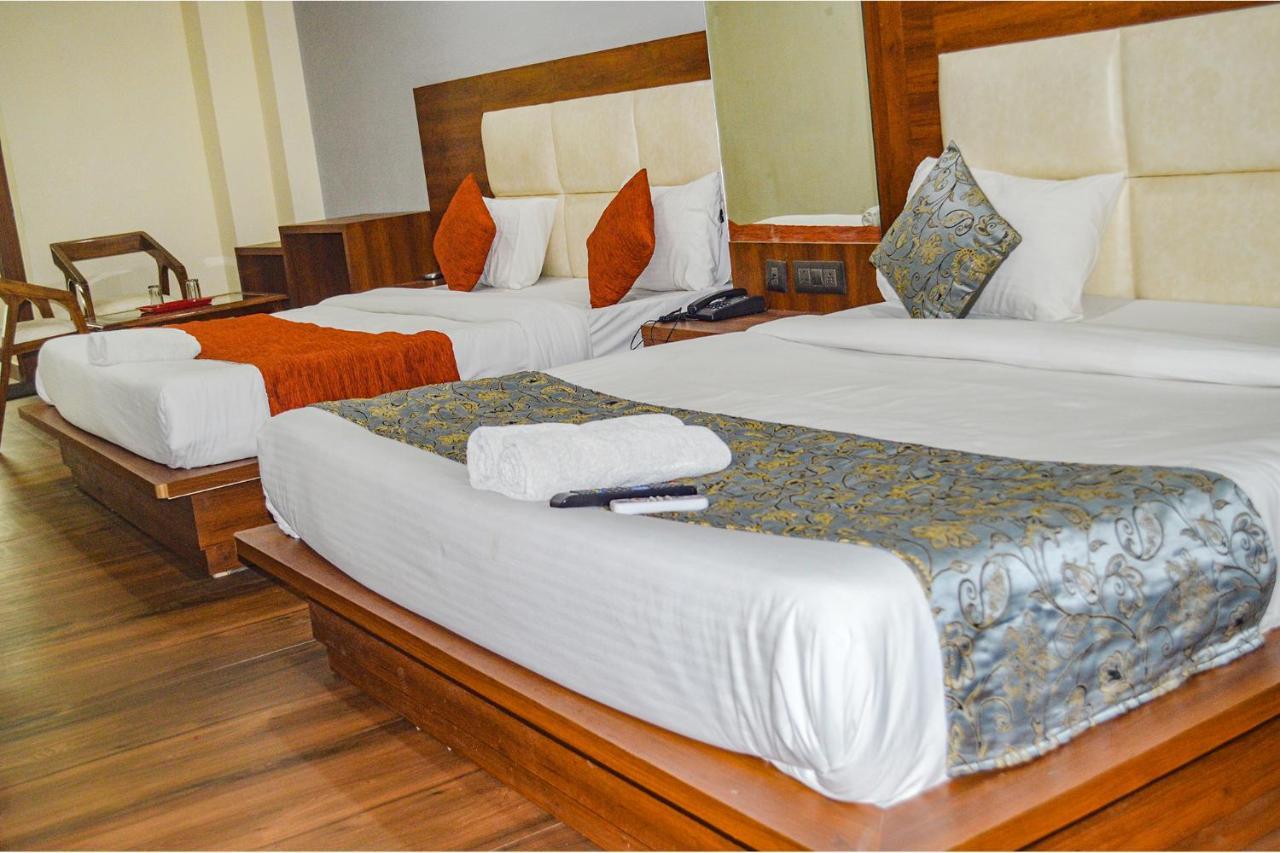 Fabhotel The Golf Inn Νόιντα Εξωτερικό φωτογραφία
