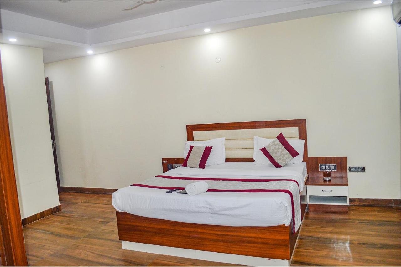 Fabhotel The Golf Inn Νόιντα Εξωτερικό φωτογραφία
