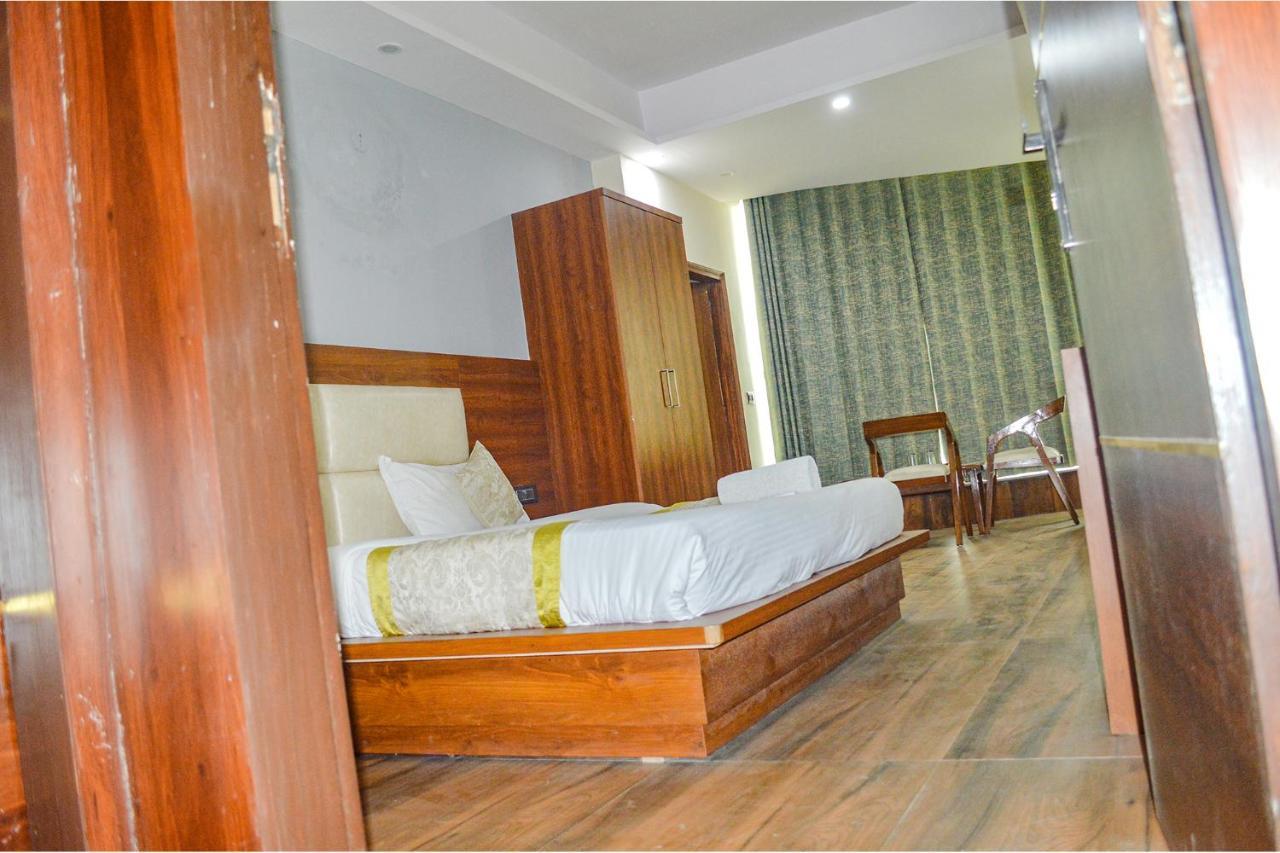 Fabhotel The Golf Inn Νόιντα Εξωτερικό φωτογραφία