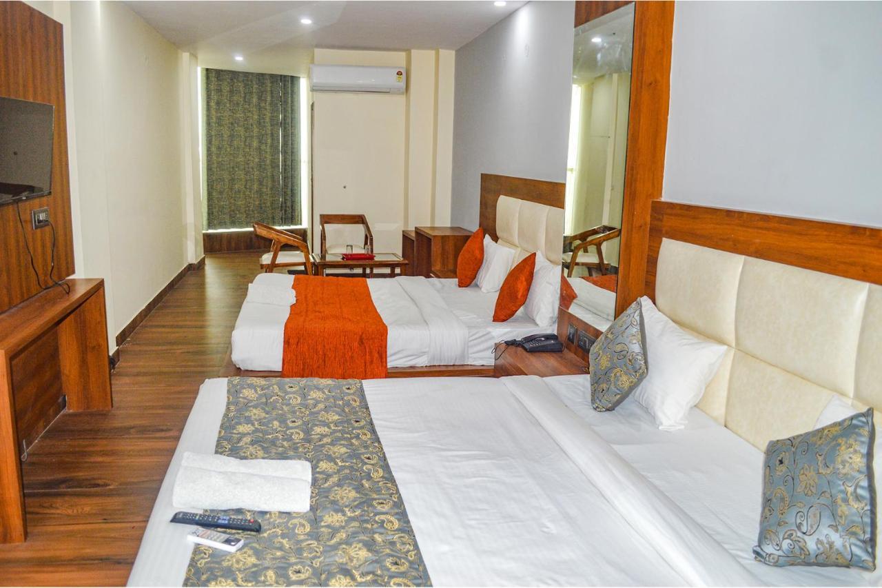 Fabhotel The Golf Inn Νόιντα Εξωτερικό φωτογραφία