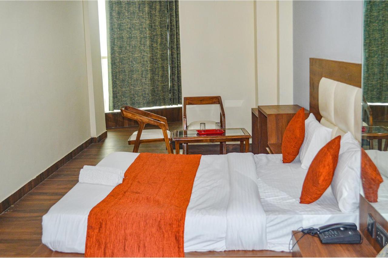 Fabhotel The Golf Inn Νόιντα Εξωτερικό φωτογραφία